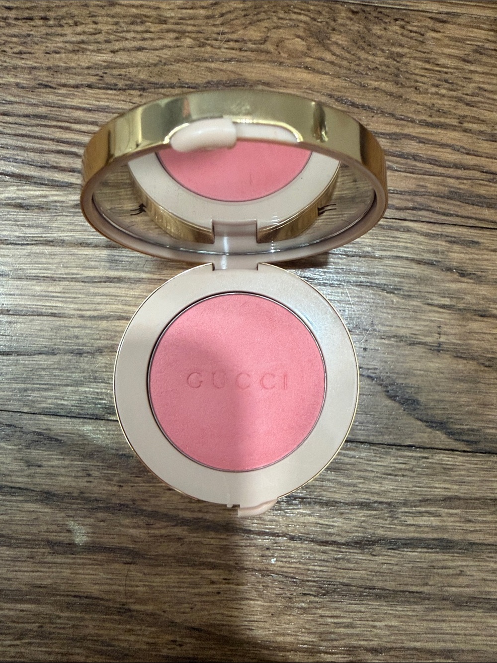 Gucci Cheek & Eyes Powder 03 Radiant Pink